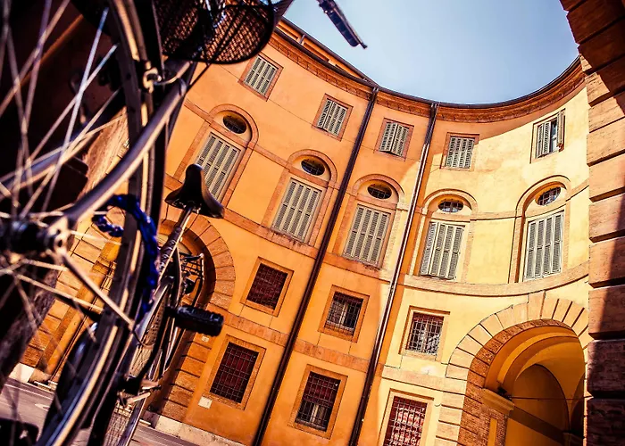 Europa فندق فيرّارا