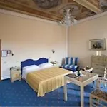 Europa 3*